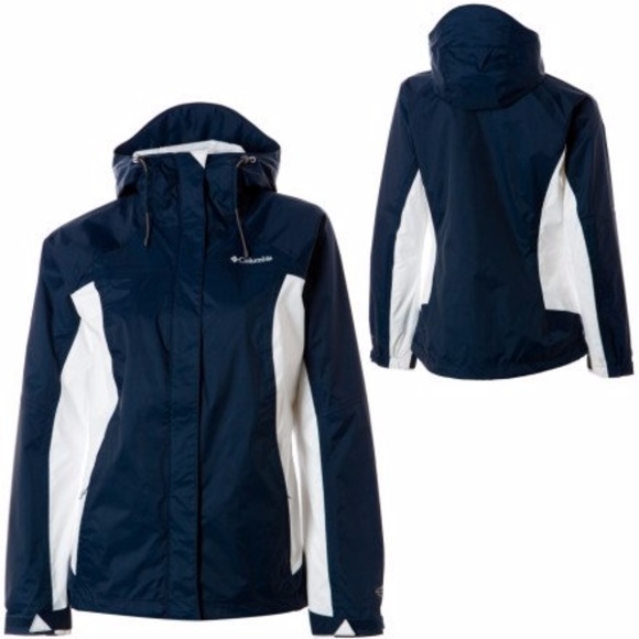 Columbia Jackets & Blazers - NWOT Columbia Small Omni-Tech Arcadia Rain Jacket